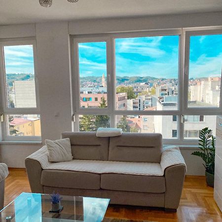 Stan Na Dan Bella Apartamento Banja Luka Exterior foto
