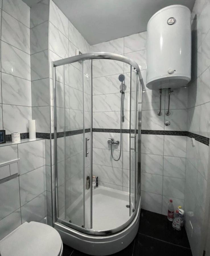 Stan Na Dan Bella Apartamento Banja Luka Exterior foto