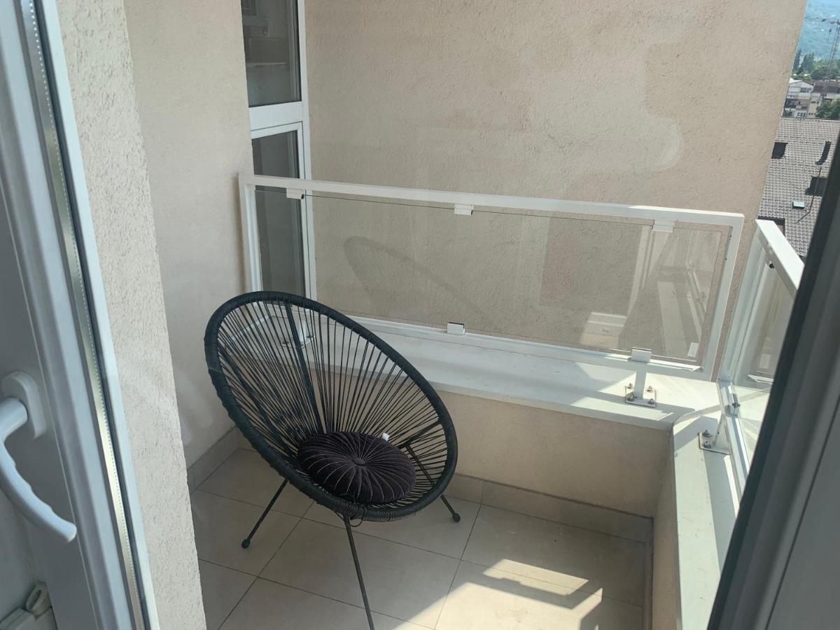 Stan Na Dan Bella Apartamento Banja Luka Exterior foto
