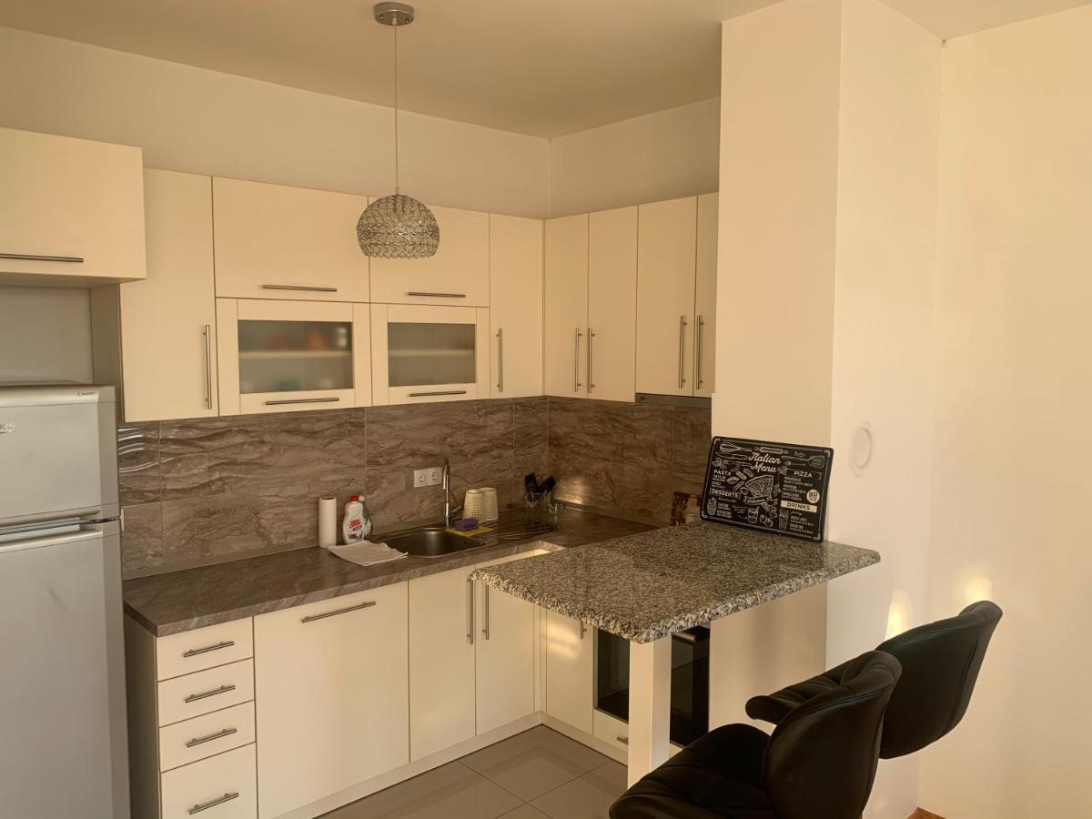 Stan Na Dan Bella Apartamento Banja Luka Exterior foto