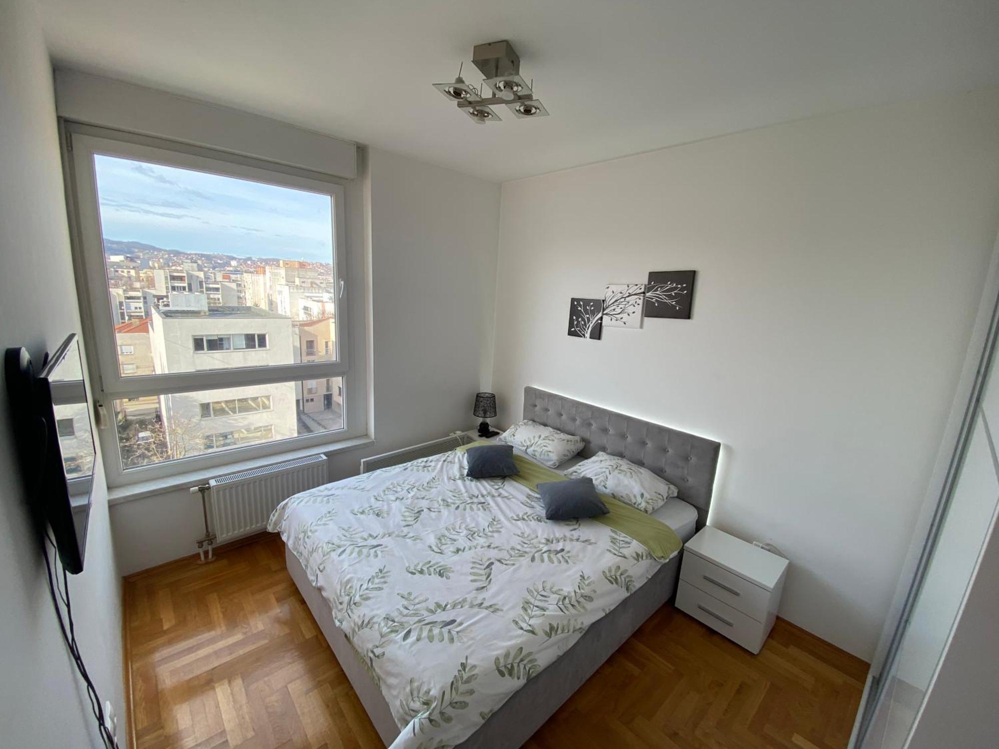 Stan Na Dan Bella Apartamento Banja Luka Exterior foto