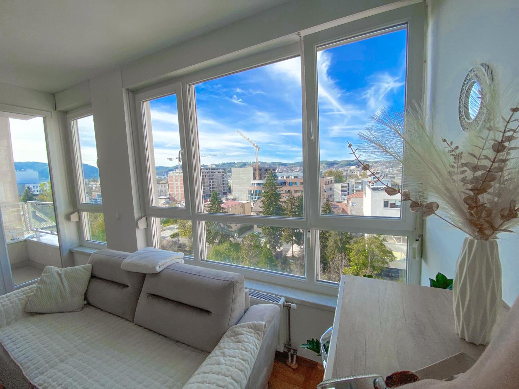 Stan Na Dan Bella Apartamento Banja Luka Exterior foto